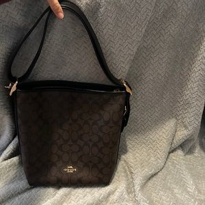 Authentic Coach shoulder bag. Great condition.
